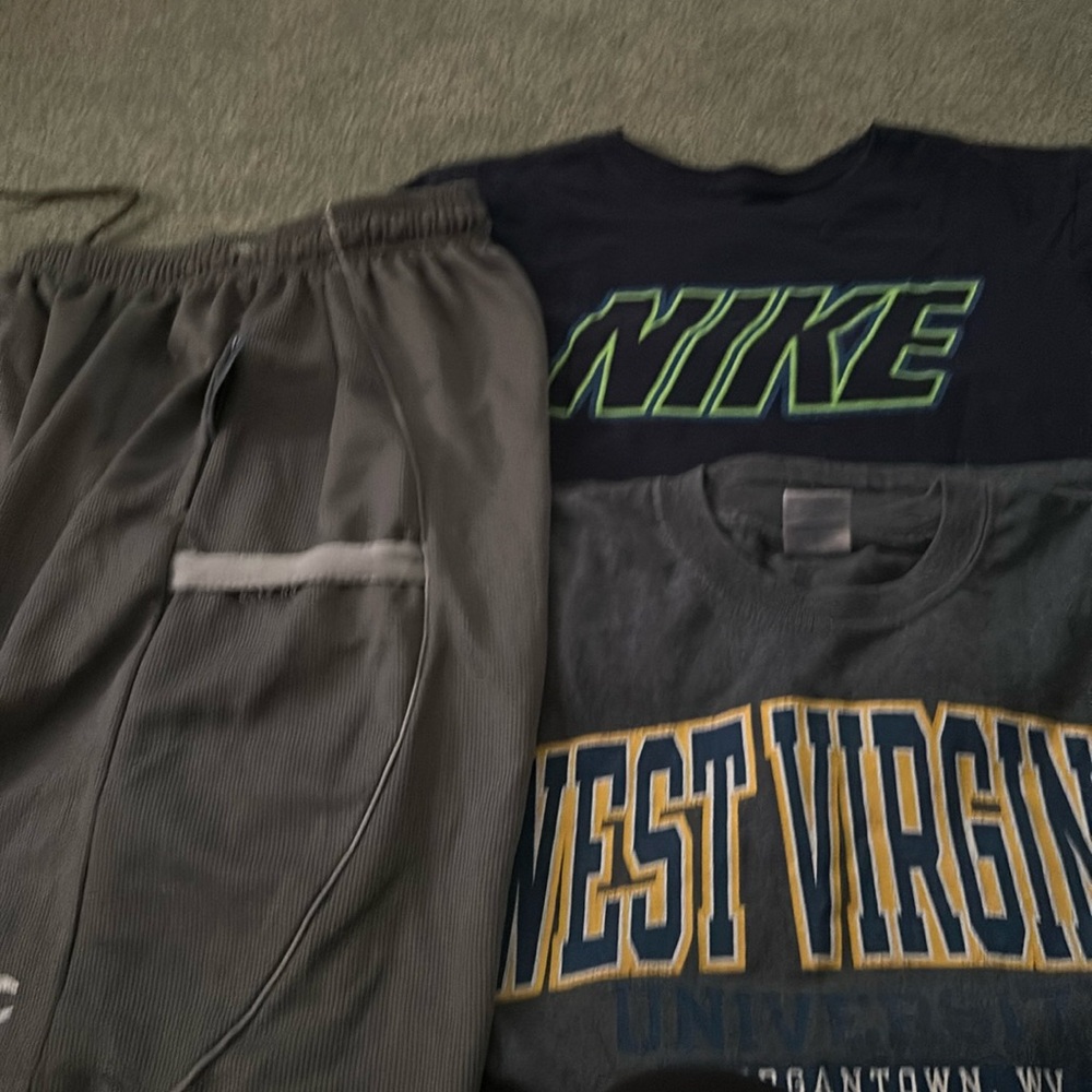 Men’s medium sold together. 1 short, 2 t-shirts